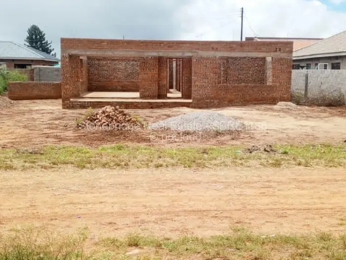 3 Bedroom House for Sale in Woodville, Bulawayo