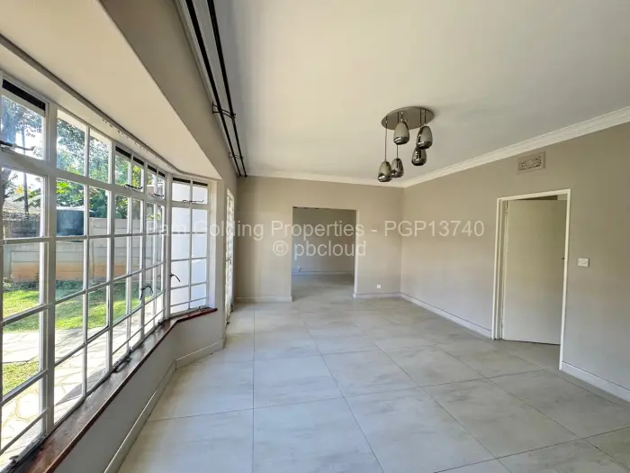 Townhouse/Cluster to Rent in Avenues