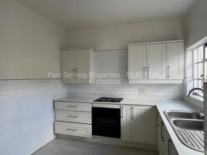 Townhouse/Cluster to Rent in Avenues