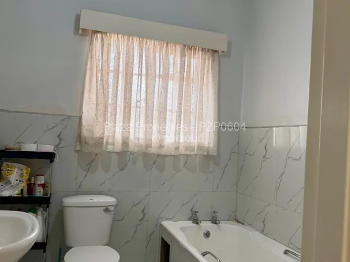 2 Bedroom Cottage/Garden Flat for Sale in Avenues, Harare