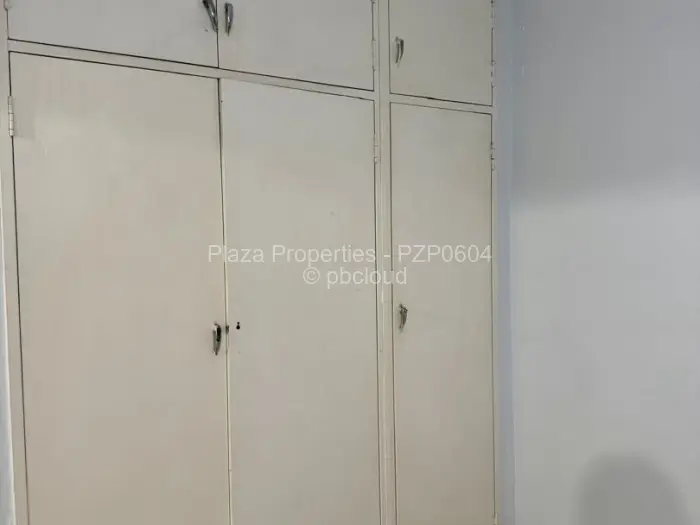 2 Bedroom Cottage/Garden Flat for Sale in Avenues, Harare