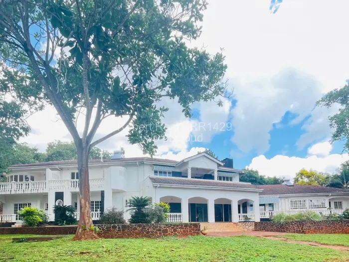 7 Bedroom House to Rent in Glen Lorne