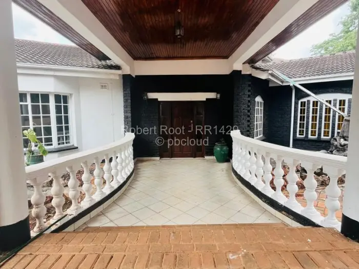 7 Bedroom House to Rent in Glen Lorne