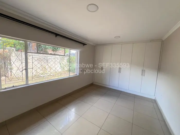 6 Bedroom House to Rent in Greendale