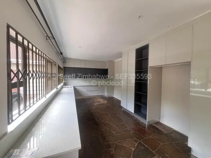 6 Bedroom House to Rent in Greendale