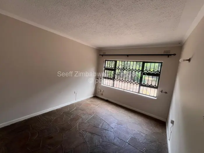 6 Bedroom House to Rent in Greendale
