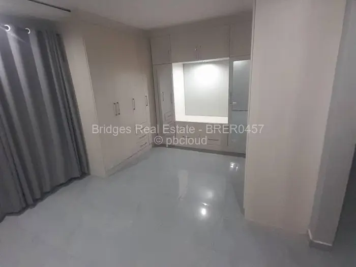 3 Bedroom House to Rent in Rockview