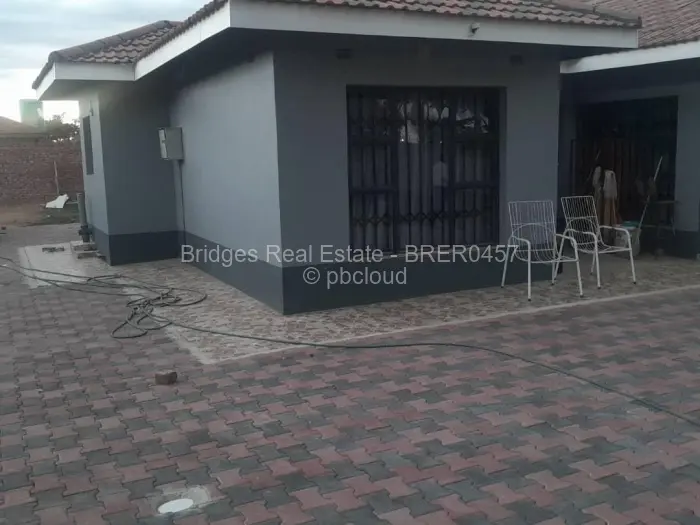 3 Bedroom House to Rent in Rockview