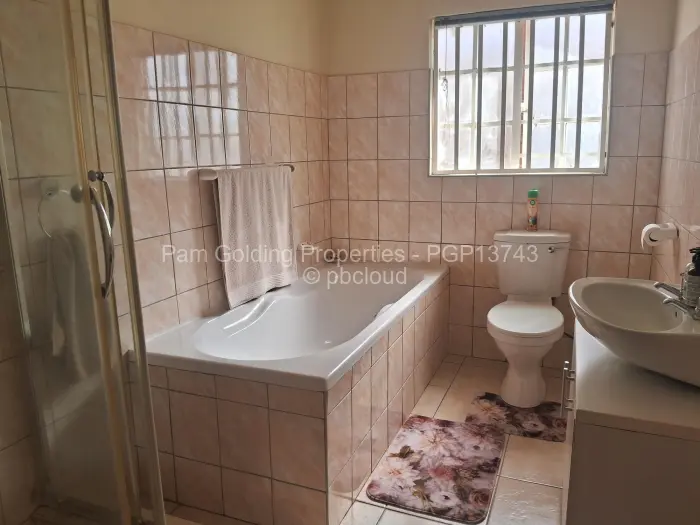 Townhouse/Cluster for Sale in Newlands, Harare