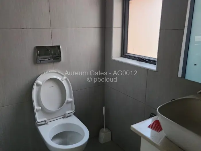 Townhouse/Cluster to Rent in Vainona, Harare