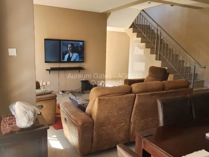 Townhouse/Cluster to Rent in Vainona, Harare