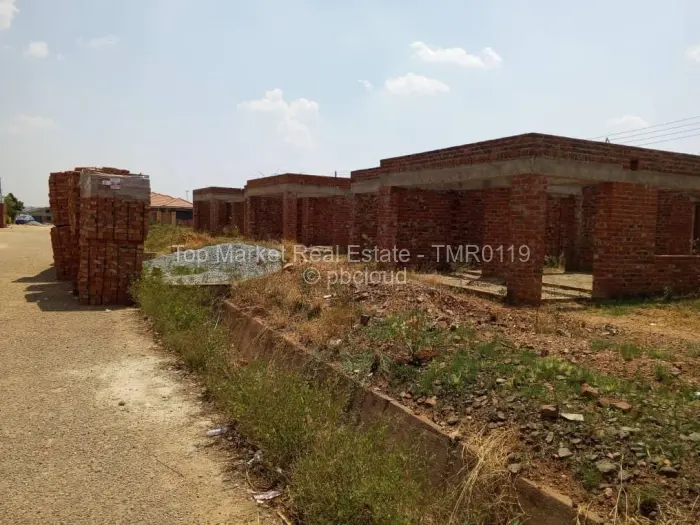 4 Bedroom House for Sale in Budiriro, Harare