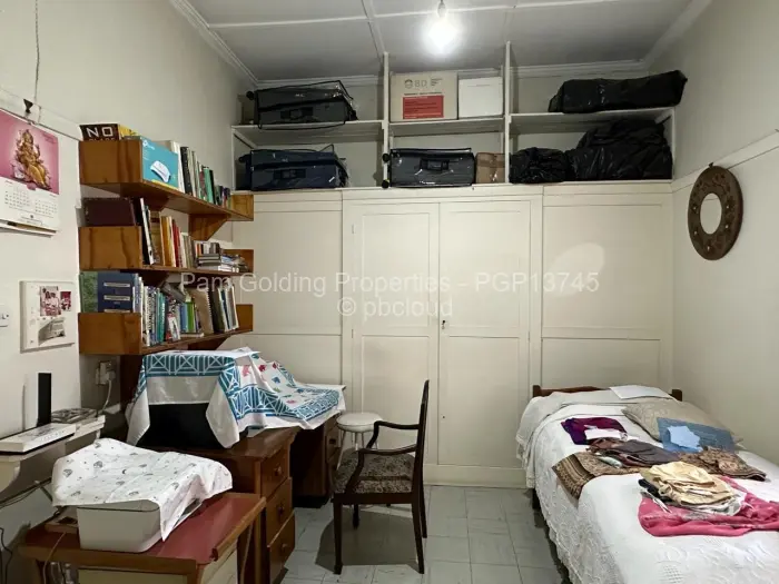 4 Bedroom House for Sale in Bulawayo City Centre, Bulawayo