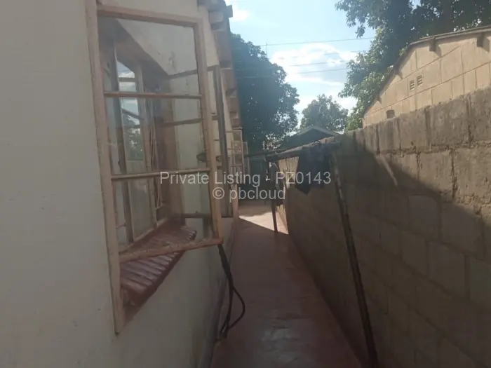 House for Sale in Mabvuku, Harare