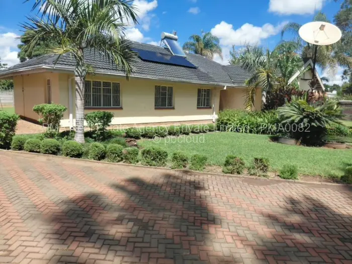 3 Bedroom House for Sale in Vainona, Harare