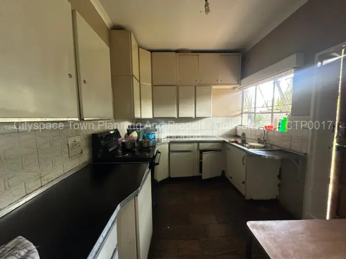 3 Bedroom House for Sale in Mabelreign, Harare