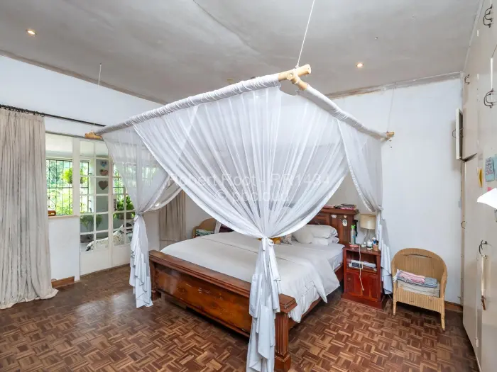 5 Bedroom House for Sale in Umwinsidale, Harare