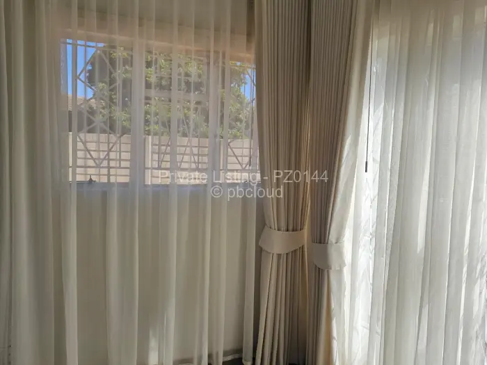 House for Sale in Sunridge, Harare