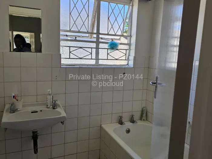 House for Sale in Sunridge, Harare