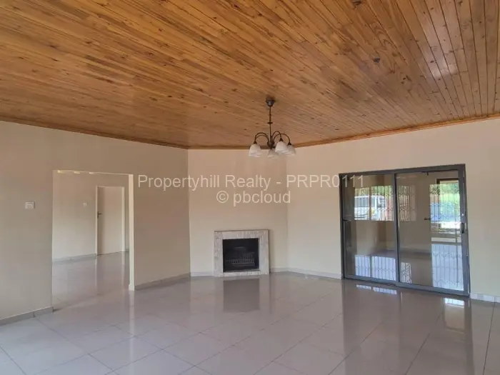 5 Bedroom House to Rent in Mount Pleasant Heights, Harare