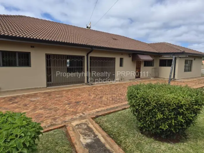 5 Bedroom House to Rent in Mount Pleasant Heights, Harare