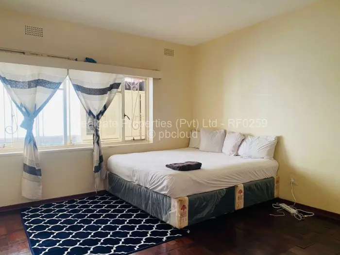 1 Bedroom House for Sale in Bulawayo City Centre, Bulawayo