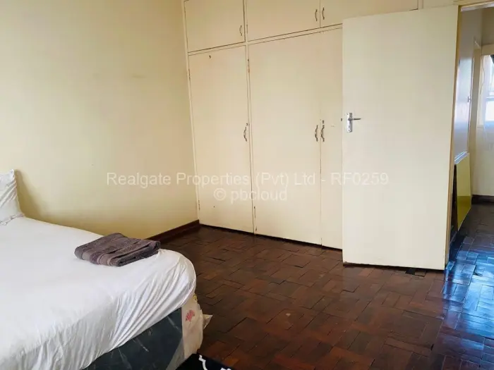 1 Bedroom House for Sale in Bulawayo City Centre, Bulawayo