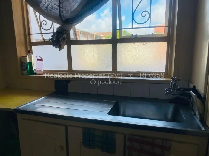 1 Bedroom House for Sale in Bulawayo City Centre, Bulawayo