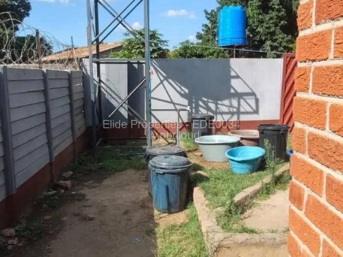 4 Bedroom House for Sale in Budiriro, Harare