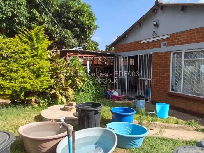 4 Bedroom House for Sale in Budiriro, Harare