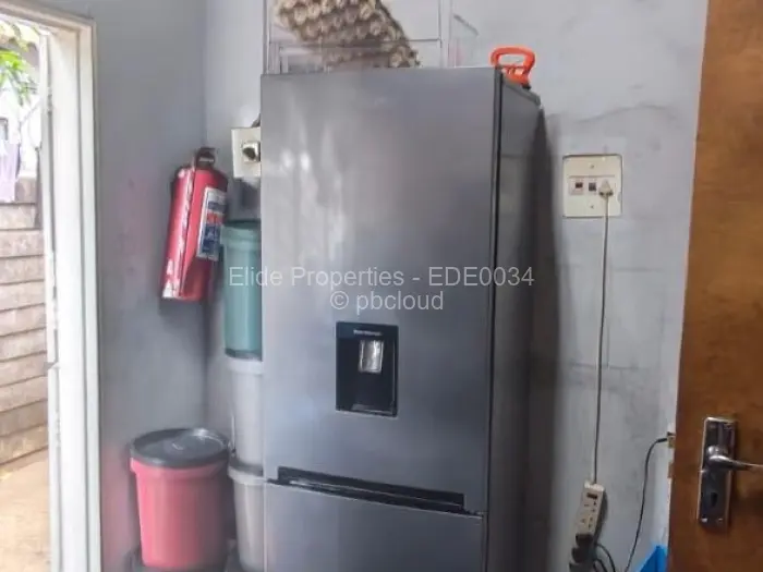 4 Bedroom House for Sale in Budiriro, Harare