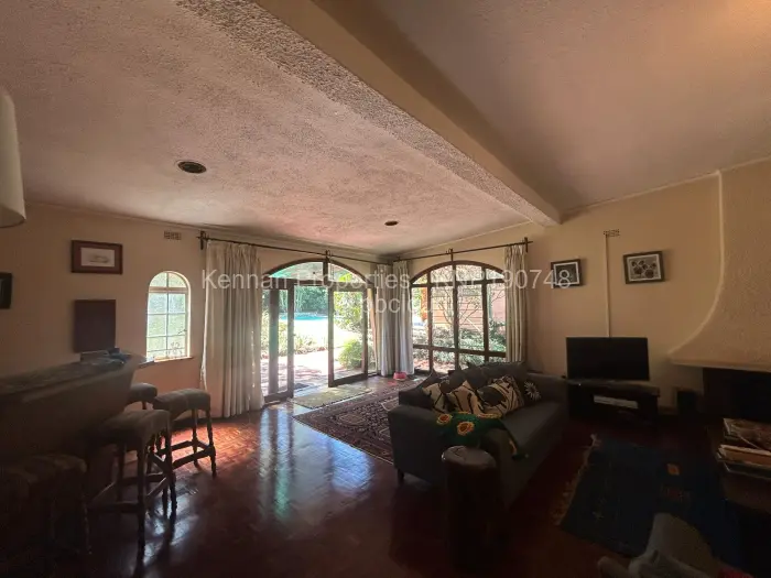 5 Bedroom House to Rent in Avondale