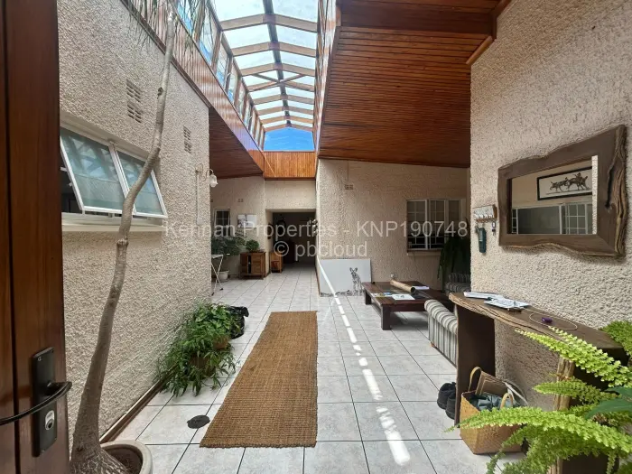 5 Bedroom House to Rent in Avondale