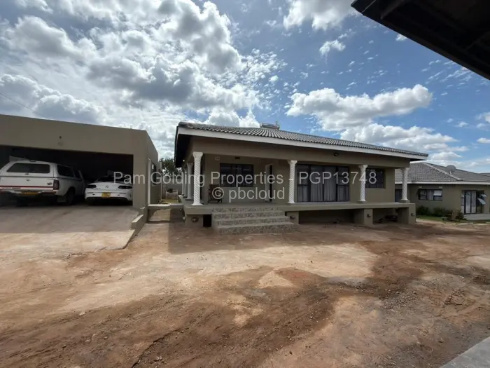 Townhouse/Cluster for Sale in Burnside, Bulawayo
