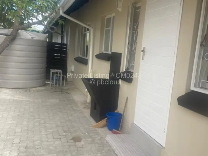 2 Bedroom Cottage/Garden Flat to Rent in Avondale, Harare