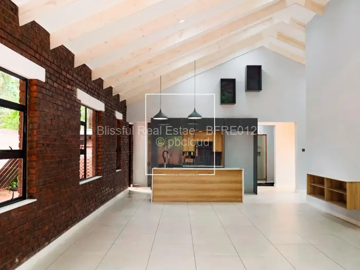 Townhouse/Cluster for Sale in Greendale, Harare