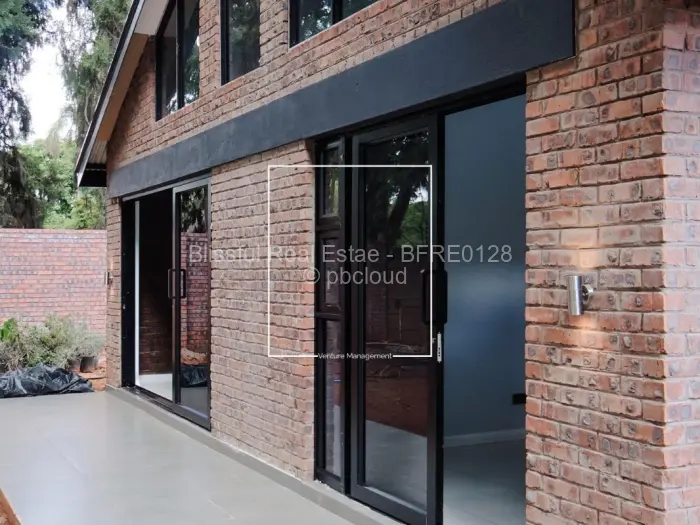 Townhouse/Cluster for Sale in Greendale, Harare