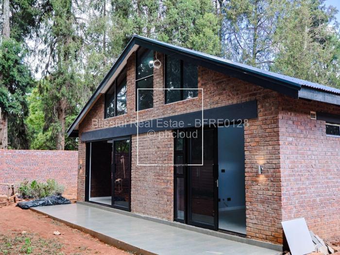 Townhouse/Cluster for Sale in Greendale, Harare