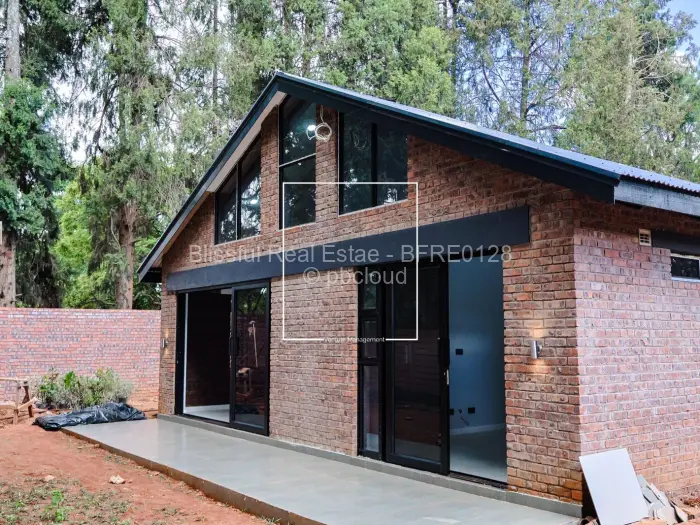 Townhouse/Cluster for Sale in Greendale, Harare