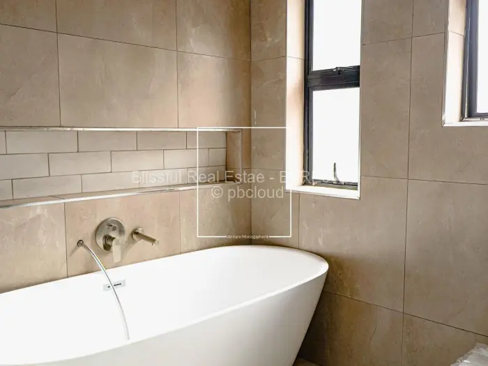 Townhouse/Cluster for Sale in Greendale, Harare