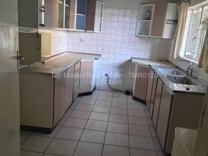 Flat/Apartment for Sale in Avenues, Harare