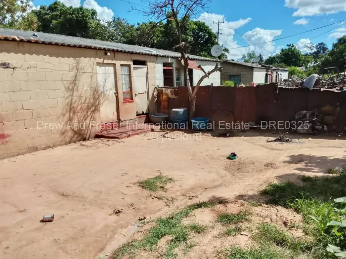 2 Bedroom House for Sale in Chinhoyi, Chinhoyi