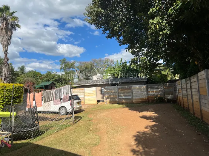 4 Bedroom House for Sale in Alexandra Park, Harare