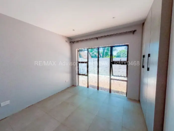 Flat/Apartment to Rent in Mabelreign, Harare