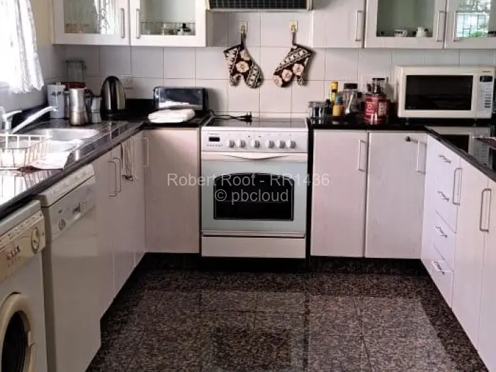 3 Bedroom House to Rent in Dandaro, Harare