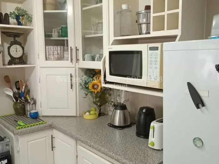 Flat/Apartment to Rent in Avondale