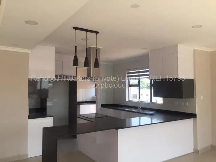 Townhouse/Cluster to Rent in Mandara, Harare