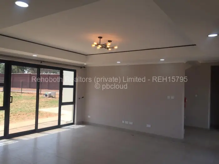 Townhouse/Cluster to Rent in Mandara, Harare