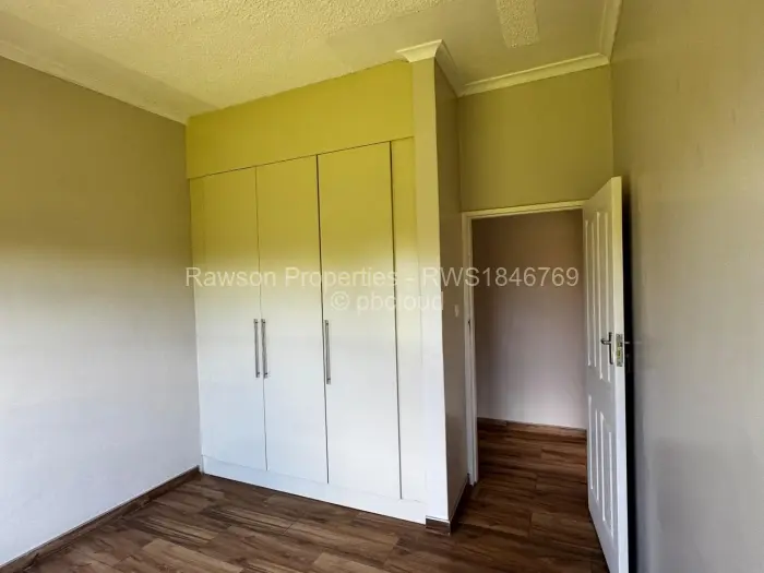 3 Bedroom Cottage/Garden Flat for Sale in Avondale West, Harare