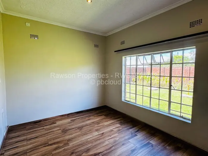 3 Bedroom Cottage/Garden Flat for Sale in Avondale West, Harare